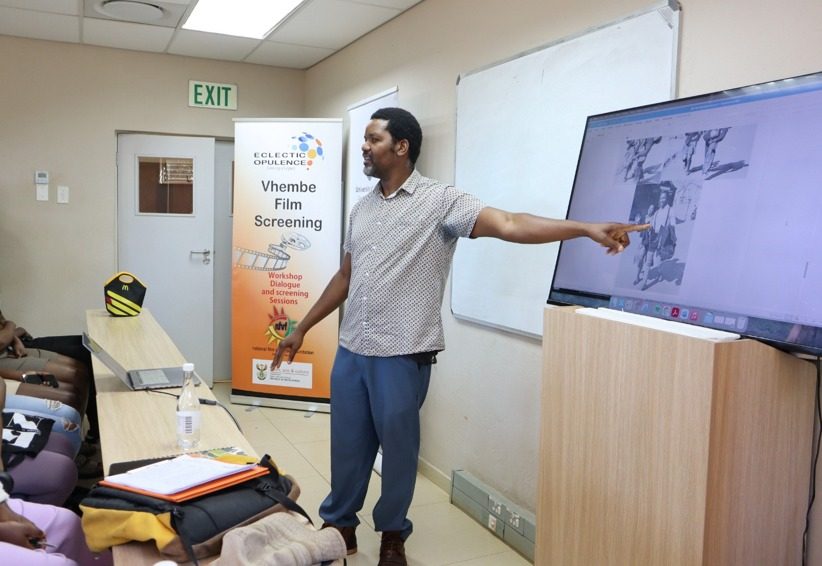Facilitator presenting in a classroom